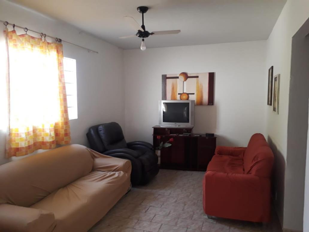 Casa Em Olimpia Villa Bagian luar foto